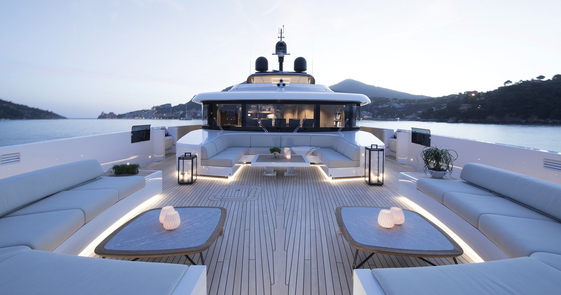 motor yacht aily