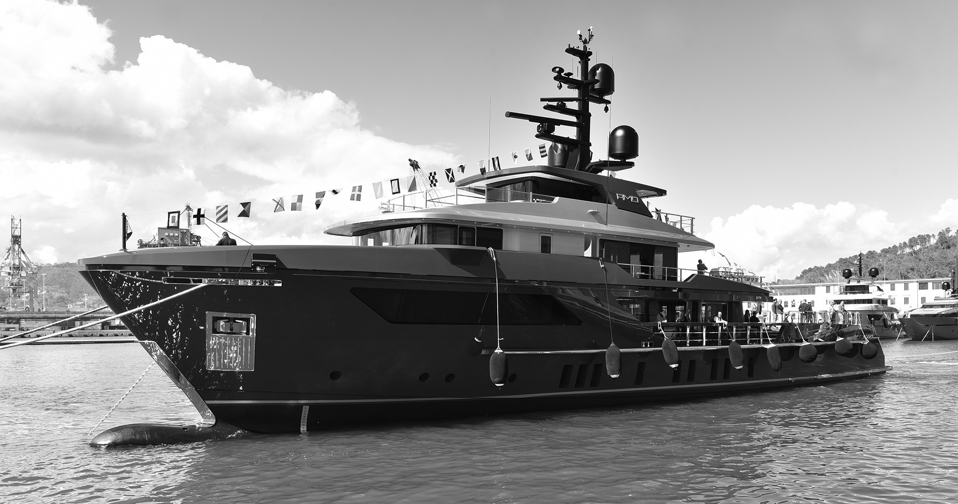 superyacht amo